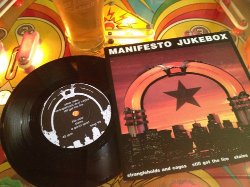 Imagen 2 de 2 de Disco Vinilo 7 Ep Manifesto Jukebox (finlandia) - S/t