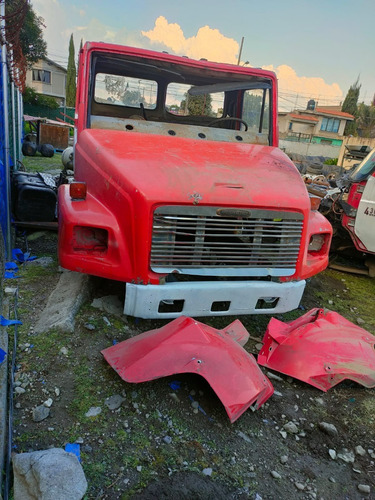 Imagen 3 de 5 de Freightliner Fl70 Camión Rabón Torton