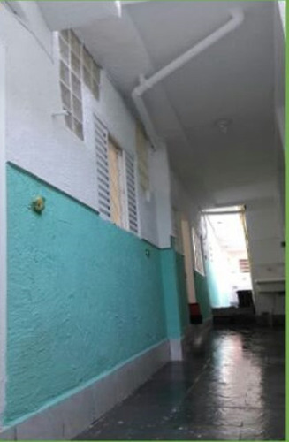 3 Comodos Joaniza (esquina Caixa) Aluguel + Água+luz: R$ 750