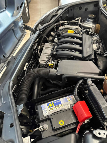 Imagen 8 de 10 de Renault Kangoo 2018 1.6 Furgon Ph3 Confort 1plc
