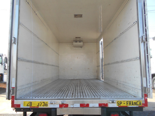 Imagem 5 de 15 de Volkswagen 8160 2017 Baú Refrigerado