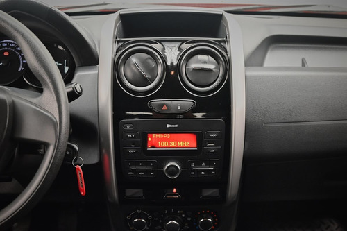 Imagen 12 de 15 de Renault Oroch Expresion 1.6 2020