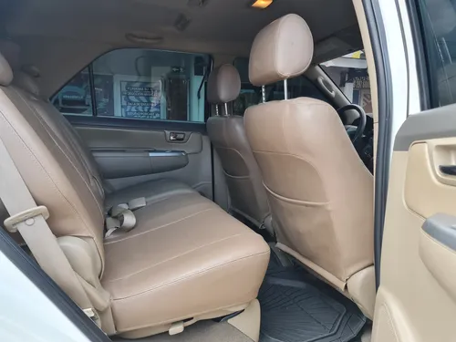 Toyota Fortuner Urbana Sr5 2.7cc Mt Aa 4x2