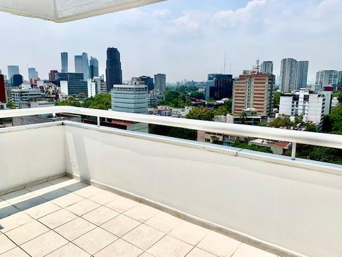 Polanco (lamartine) Penthouse En Dos Niveles De 330m2, 3 Amplias Recámaras, Terraza, Balcón, Vista Panorámica. Excelente Ubicación