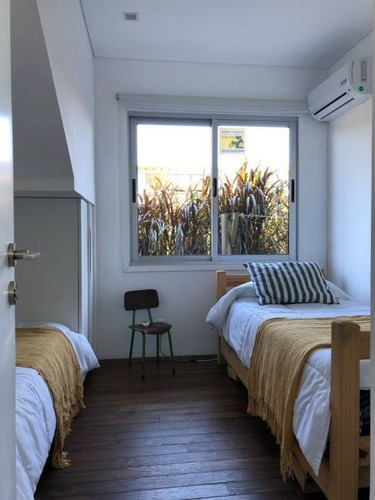 Casa En Venta De 3 Dormitorios En Punta Piedras