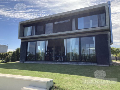 Venta Casa - Lagos Del Golf- Nordelta
