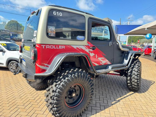 Troller T-4 4x4 2p 2004