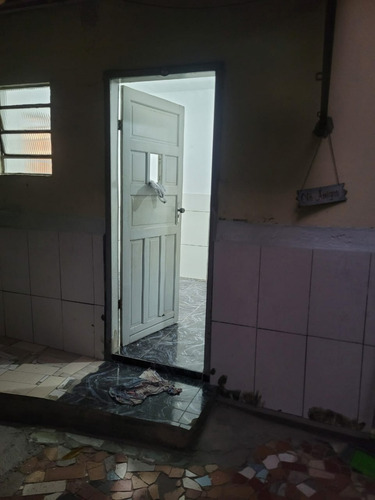 Casa Reformada 1 Quarto 1 Banheiro Proximo Ao Caxias D'or Parque Duque 25 De Agosto Duque De Caxias