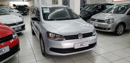 Imagem 2 de 13 de Vw Voyage 1.0 Trend Prata 2016 Flex