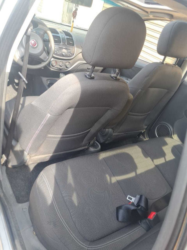 Imagem 4 de 8 de Fiat Grand Siena 2014 1.4 Attractive Flex 4p