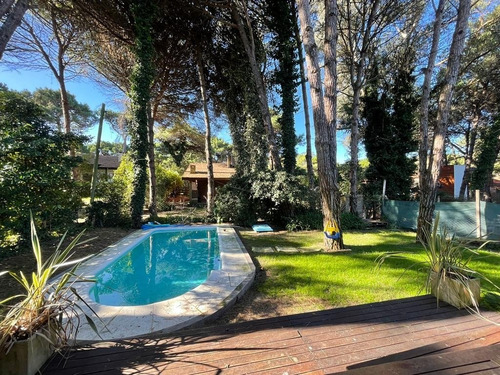 Imagen 12 de 13 de Casa En Venta - Zona Lasalle - De La Calandria