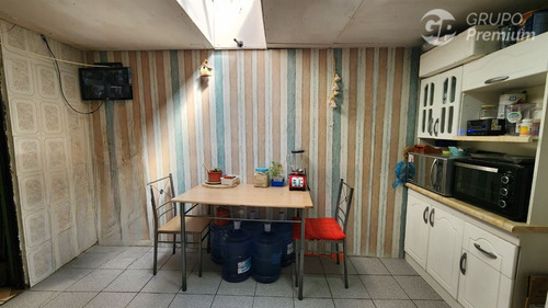 En Venta. Casa De 2 Pisos En Puente Alto.