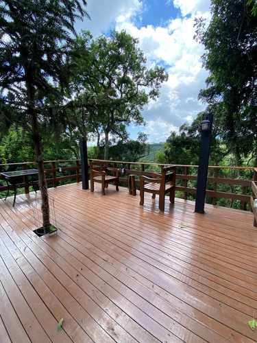 Linda Casa Em Gramado Com Vista Pro Vale.