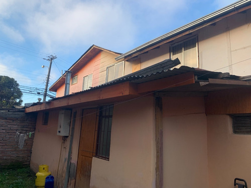 Imagen 14 de 30 de Casa Lista Para Vivir En Familia, Sólida Y Buena Ubicación.