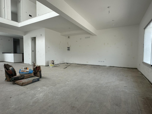 Se Vende - Duplex En Zona Sur - A Estrenar - 3 Dormitorios - Barrio Cerrado