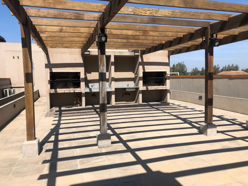 Venta/alquiler De Departamento 2 Ambientes En Pueblo Caamaño, Pilar