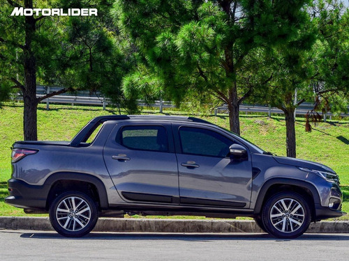 Imagen 6 de 25 de Fiat Strada Volcano Dc 1.3 2023 0km | Permuta / Financia