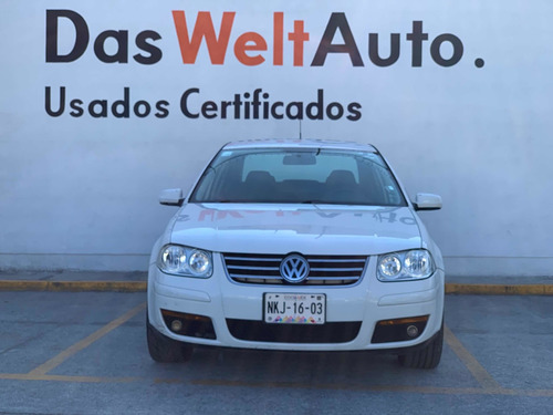 Imagen 8 de 15 de Volkswagen Jetta Clásico 2012 2.0 Gl Team R17 At