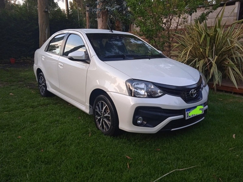Imagen 3 de 15 de Toyota Etios 2018 1.5 Sedan Xls