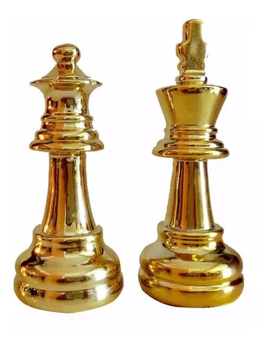 Kit Decor Chess C/2 Peças De Xadrez Rei E Rainha Dourado