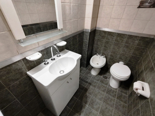 Imagen 19 de 27 de Departamento En Venta 2 Ambientes - Zona Vieja Terminal, Mar Del Plata - A La Calle Y Reciclado