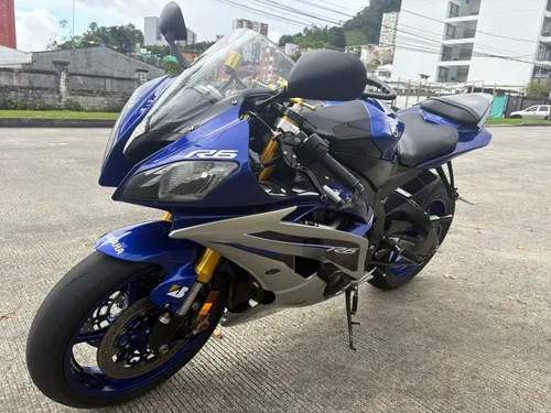 Yamaha R6r