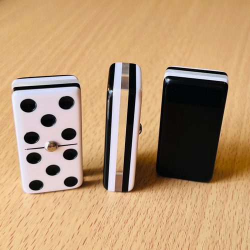 Domino Cebra Deluxe Ingles + Cubilete Liso + Dados De Poker
