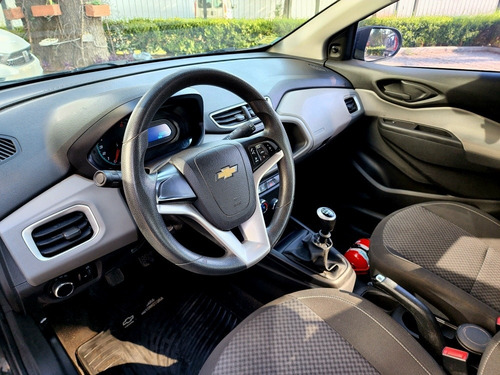 Imagen 5 de 14 de Chevrolet Onix 1.4 5ptas Lt 2017 68.000km Fcio T/usado