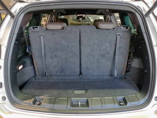 Imagem 9 de 14 de Jeep Commander Overland T380 Diesel 4x4 (aut)