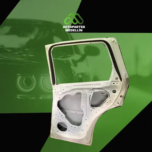 Puerta Trasera Derecha Mazda Cx5 2018 -2025 (Usado)