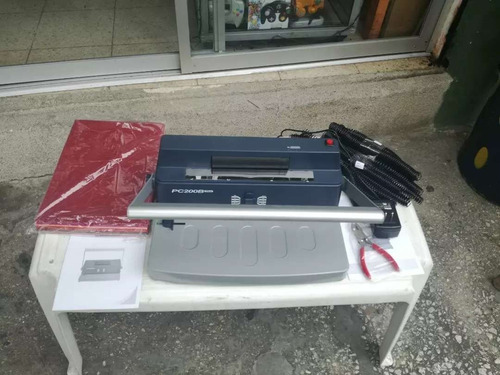 Imagen 5 de 10 de Anilladora A4 Con Rodillo Electrico Para Encuadernacion