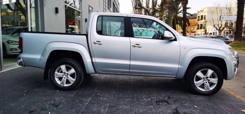 Imagen 24 de 25 de Volkswagen Amarok Highline Pack 4x2 At