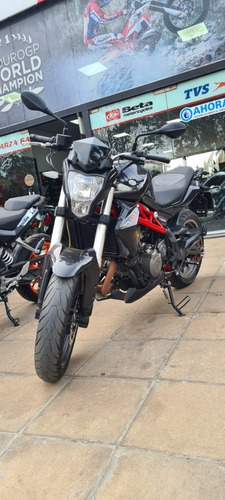 Imagen 2 de 17 de Benelli Tnt 300