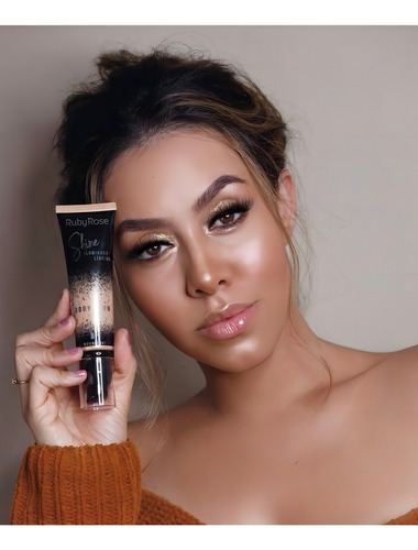 Iluminador Corporal Líquido Body Glow Shine Moonlight Ruby Rose HB-8110