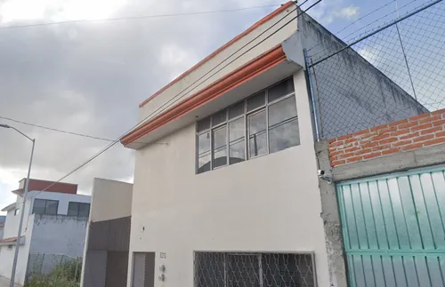 Casa En Remate Bancario En Unidad Satélite Magisterial, Puebla Jcl2