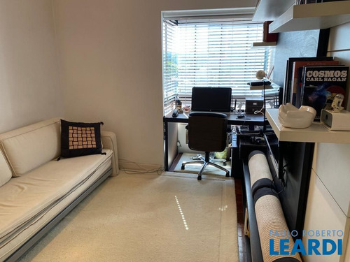 Imagem 11 de 15 de Apartamento - Moema Pássaros - Sp - 624864