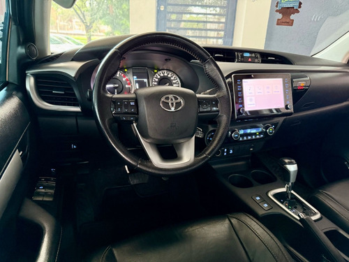 Toyota Picape Cabine Dupla SR 2.8 TDI CD 4x4 (Aut)