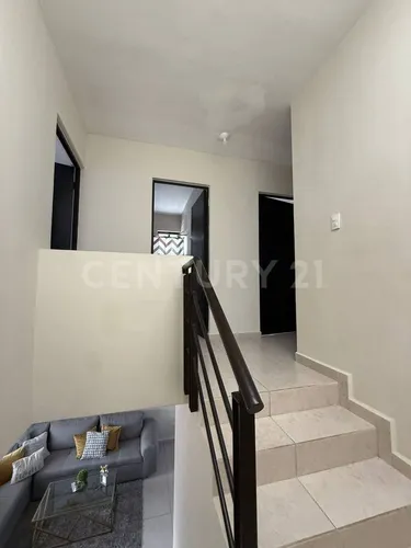 Casa En Renta En Dominio Cumbres