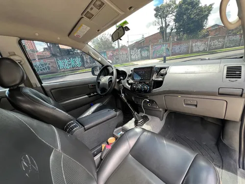Toyota Hilux 2.5 Imv 4x2 g7