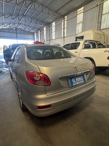 Peugeot 207 Compact XT 1.6