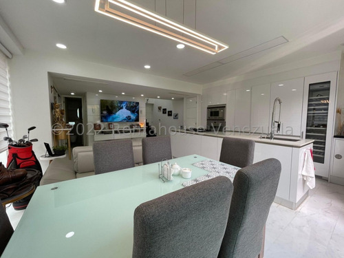 Imagen 8 de 23 de Lmgc Vende Moderno Loft En La Urb Campo Alegre Cod: 22-27641