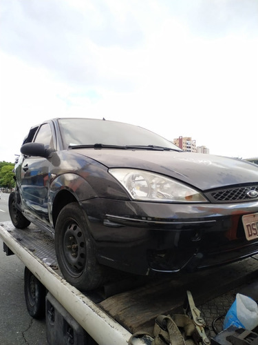 Imagem 2 de 14 de Sucata Ford Focus 1.6 8v Gasolina Manual Ano 2005