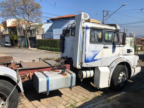 Mercedes Benz 1989