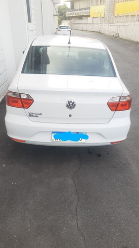 Volkswagen Voyage 2017 1.0 Trendline Total Flex 4p 72 Hp