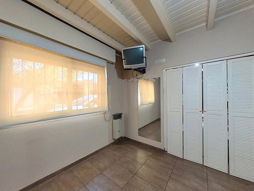 Imagen 18 de 30 de Casa 4 Ambientes Luminosa Patio Jardin Quincho Garage En Monte Grande
