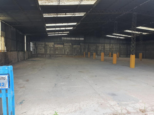 Imagen 11 de 19 de Camino Carrasco Prox Aeropuerto , Predio De 10000 M2 Y 4000 M2 De Depósitos !!