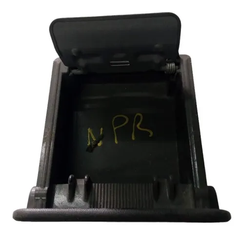 Cenicero De Npr 2004-2013 (Usado)