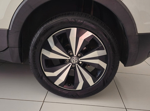 Volkswagen T-Cross 1.0 200 TSI TOTAL FLEX AUTOMÁTICO