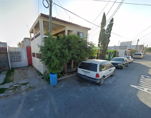 Casa En Remate Ubicada En Aurora, Nuevo Amanecer, Heroica Matamoros, Tamps. Sk04