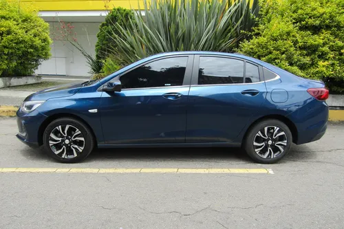Chevrolet Onix 1.0T Premier At